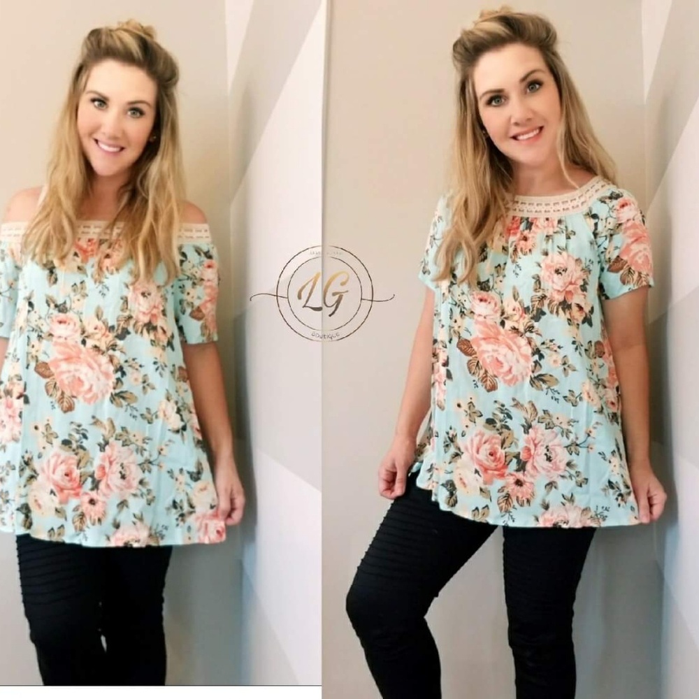 🌹Mint floral off shoulder top🌹